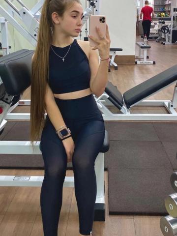 Ксения Холмск